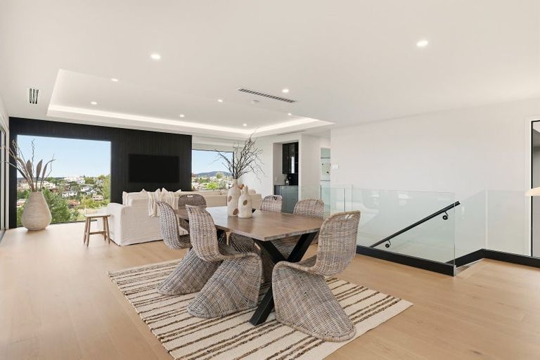 Photo of property in 58a Hinewa Road, Otumoetai, Tauranga, 3110