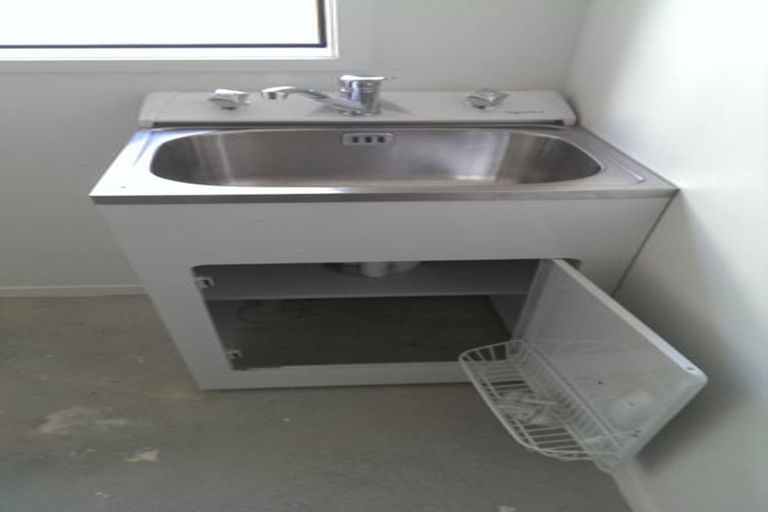 Photo of property in 193u5 Massey Street, Frankton, Hamilton, 3204