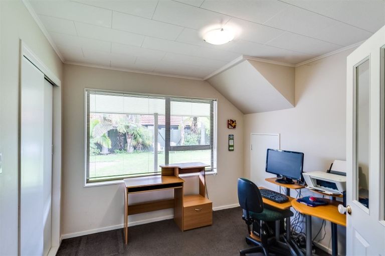 Photo of property in 215 Guppy Road, Taradale, Napier, 4112