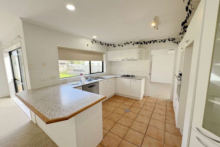 Photo of property in 10 Riplington Road, Huntington Park, Auckland, 2013