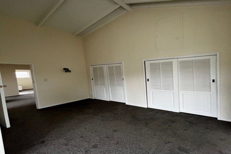 Photo of property in 9 Keel Place, Whitby, Porirua, 5024