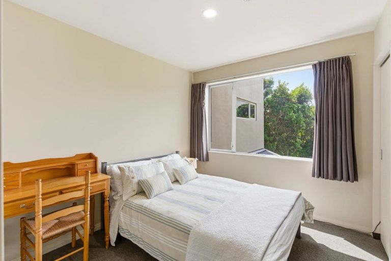 Photo of property in 60 The Esplanade, Raumati South, Paraparaumu, 5032