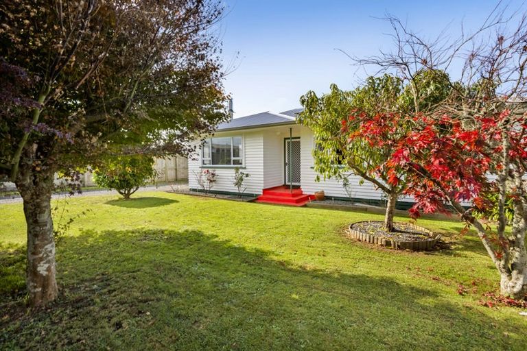 Photo of property in 36 High Street, Eltham, 4322