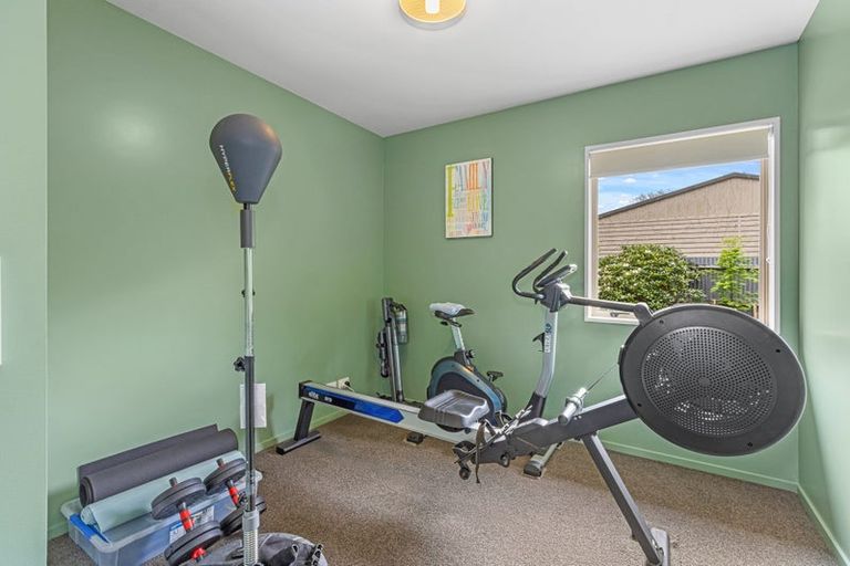 Photo of property in 22 Richard Seddon Drive, Northwood, Christchurch, 8051