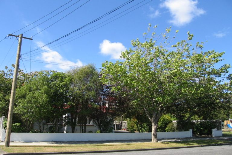Photo of property in 15 Tawai Street, Trentham, Upper Hutt, 5018
