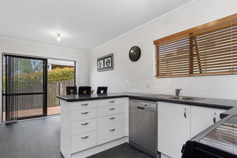 Photo of property in 97 Waitaha Road, Welcome Bay, Tauranga, 3112
