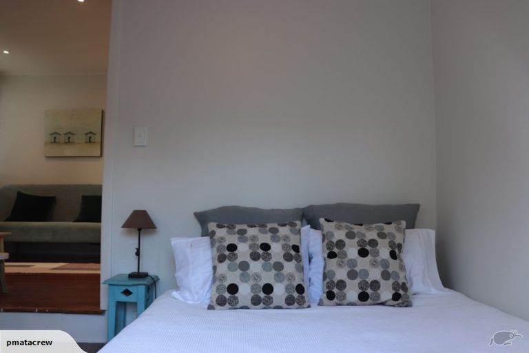 Photo of property in 25 Fernhill Terrace, Wadestown, Wellington, 6012