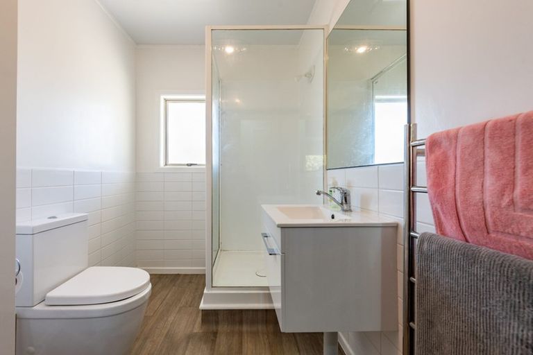 Photo of property in 10f7 Petherick Crescent, Johnsonville, Wellington, 6037