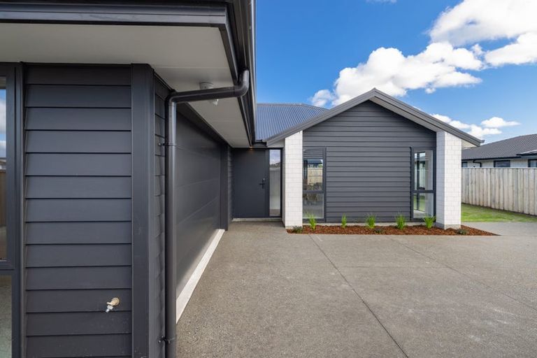 Photo of property in 9 Alex Place, Rolleston, 7614