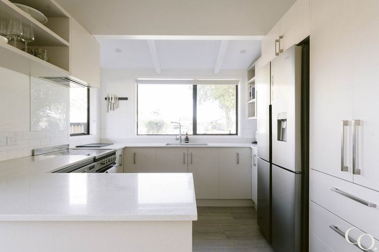 Photo of property in 9 Ngarimu Place, Mount Maunganui, 3116