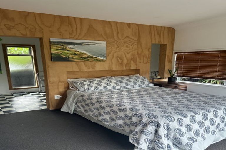 Photo of property in 12 Memorial Park Avenue, Haumoana, 4102