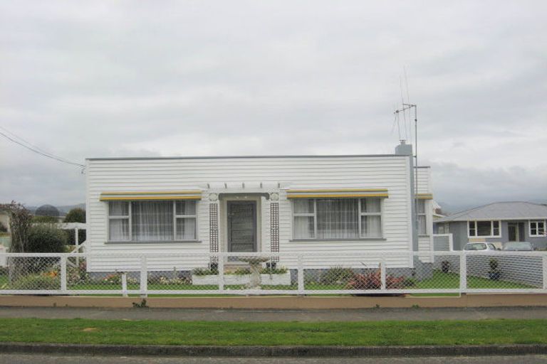 Photo of property in 152 Tiro Tiro Road, Levin, 5510