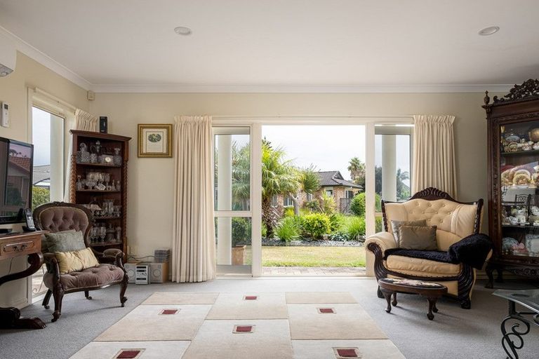 Photo of property in 48 Manor Park Drive, Pyes Pa, Tauranga, 3112