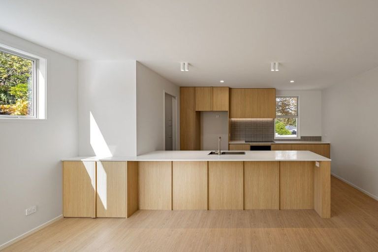 Photo of property in 4/2 Woodstock Road, Fairfield, Hamilton, 3214