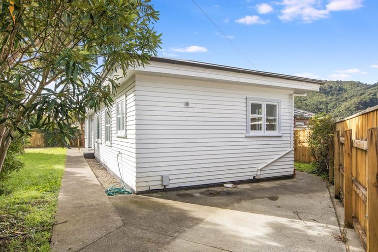 Photo of property in 64 Hyde Street, Wainuiomata, Lower Hutt, 5014
