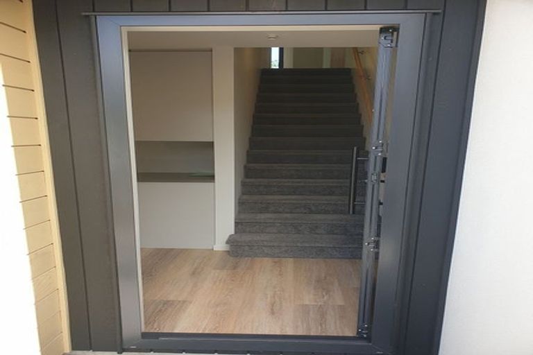 Photo of property in 14/240 Stokes Valley Road, Stokes Valley, Lower Hutt, 5019