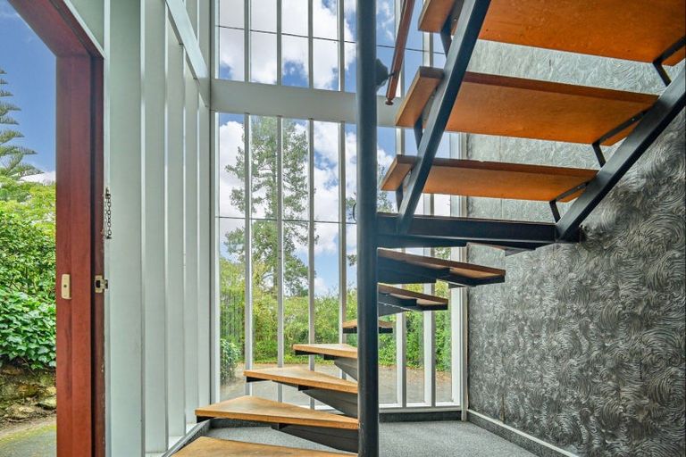 Photo of property in 12 Lovat Street, Havelock North, 4130