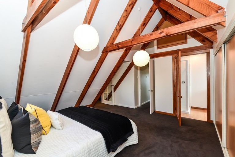 Photo of property in 28b Braid Road, St Andrews, Hamilton, 3200