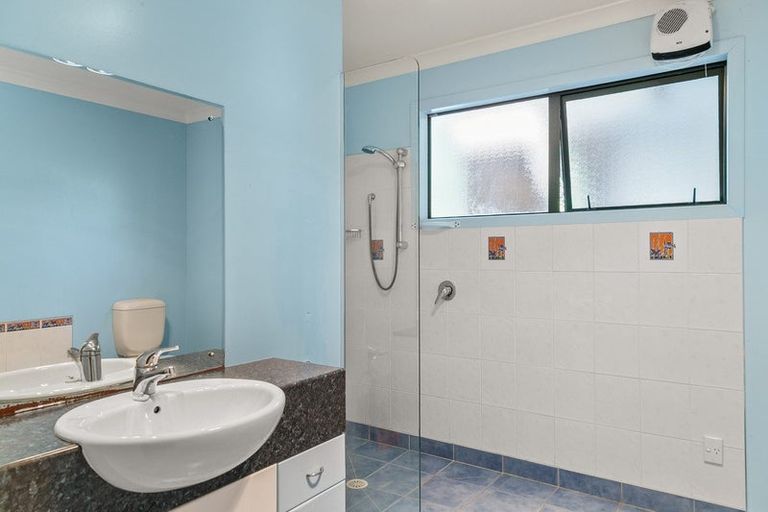 Photo of property in 54 Potts Road, Koputaroa, Shannon, 5571