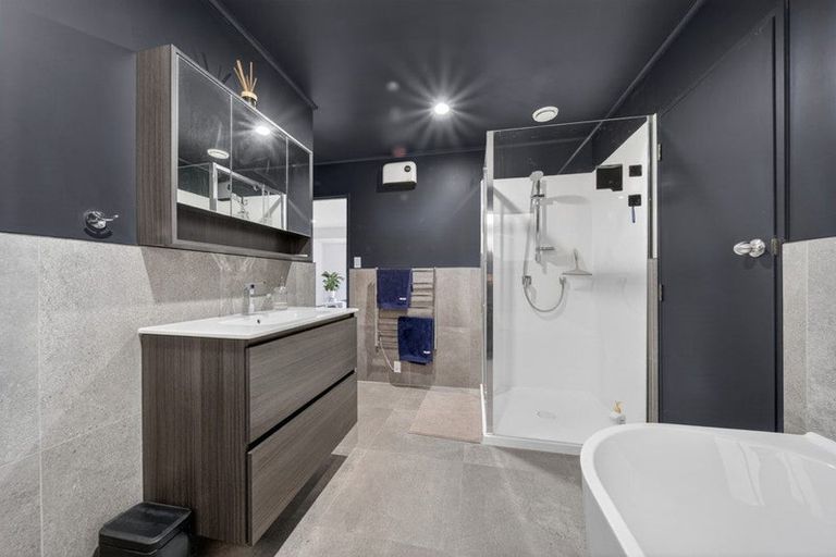 Photo of property in 73 Underhill Road, Featherston, 5710