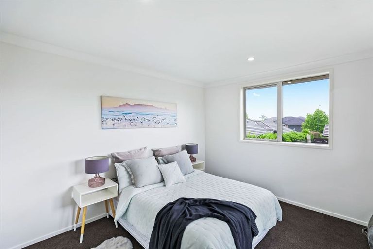 Photo of property in 42 Castellina Drive, Karaka, Papakura, 2113