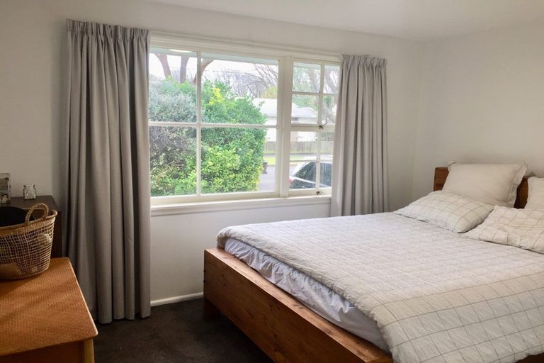 Photo of property in 44 Dee Street, St Albans, Christchurch, 8014