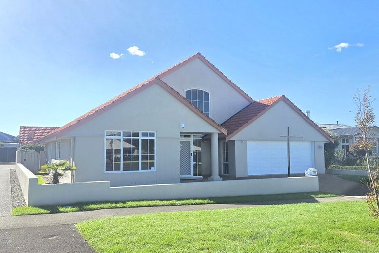 Photo of property in 21 Fifth Avenue, Avenues, Whangarei, 0110