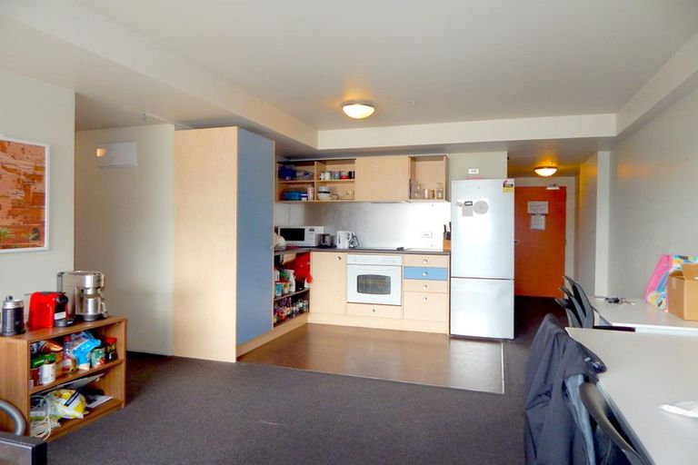 Photo of property in Cube Apartments, 4i/242 Taranaki Street, Mount Cook, Wellington, 6011