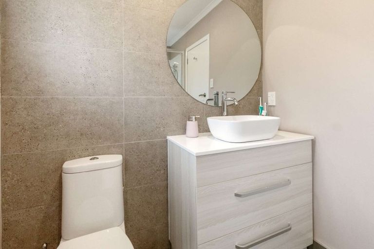 Photo of property in 11 Heather Place, Melville, Hamilton, 3206