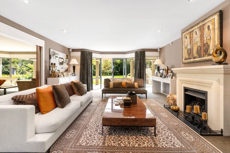 Photo of property in 236 Cashmere Road, Hoon Hay, Christchurch, 8025