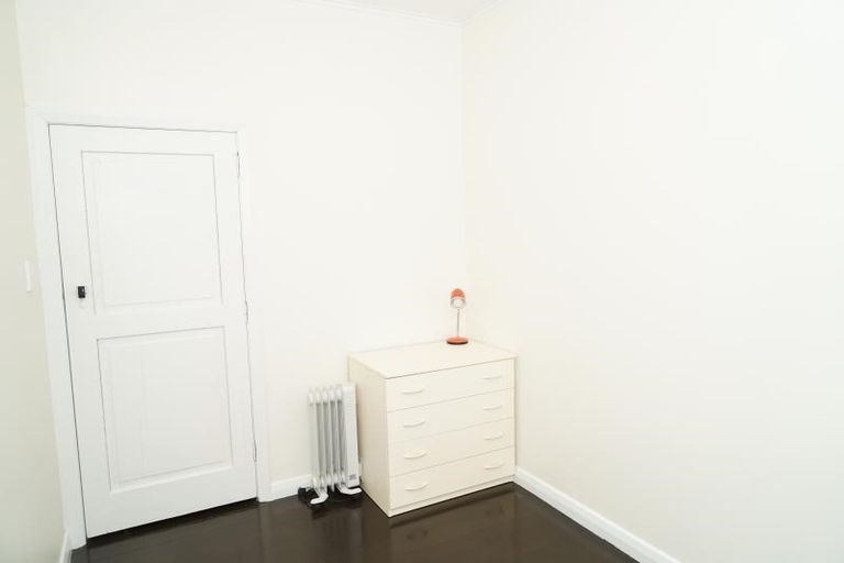 Photo of property in 56 Sunshine Avenue, Karori, Wellington, 6012