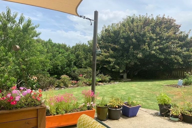 Photo of property in 22 Kaiwaka Road, Waiuku, 2123