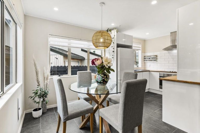 Photo of property in 63 Pooks Road, Ranui, Auckland, 0612