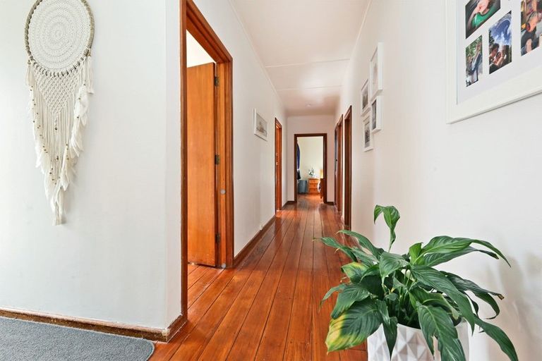 Photo of property in 33 Harpham Street, Taradale, Napier, 4112