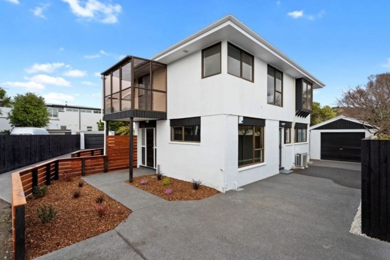 Photo of property in 91 Beachville Road, Redcliffs, Christchurch, 8081