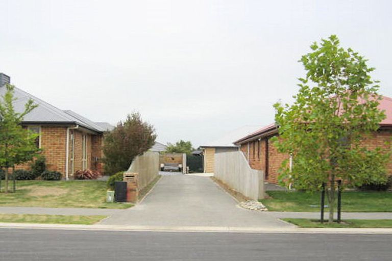 Photo of property in 128 Rolleston Drive, Rolleston, 7614