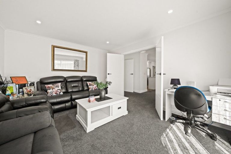 Photo of property in 77 Renall Street, Masterton, 5810