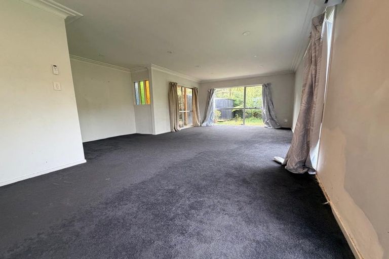 Photo of property in 68 Woodside Road, Massey, Auckland, 0614