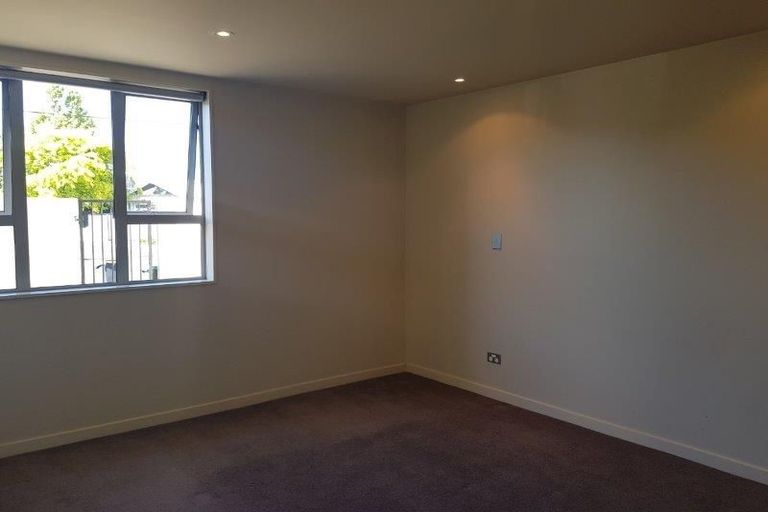 Photo of property in 4/23 Clare Road, St Albans, Christchurch, 8014