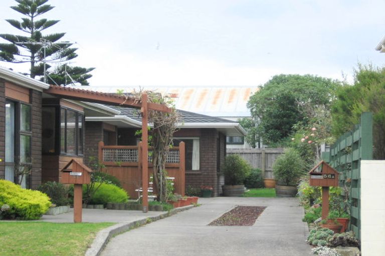 Photo of property in 1/56 Seaview Road, Paraparaumu Beach, Paraparaumu, 5032