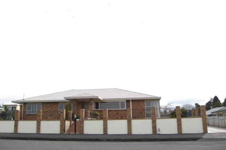 Photo of property in 31 Miranda Street, Stratford, 4332