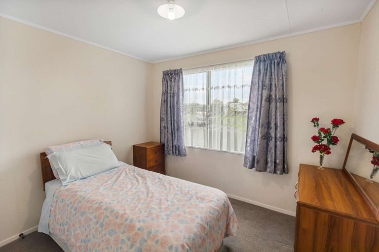 Photo of property in 11 Jupiter Street, Milson, Palmerston North, 4414