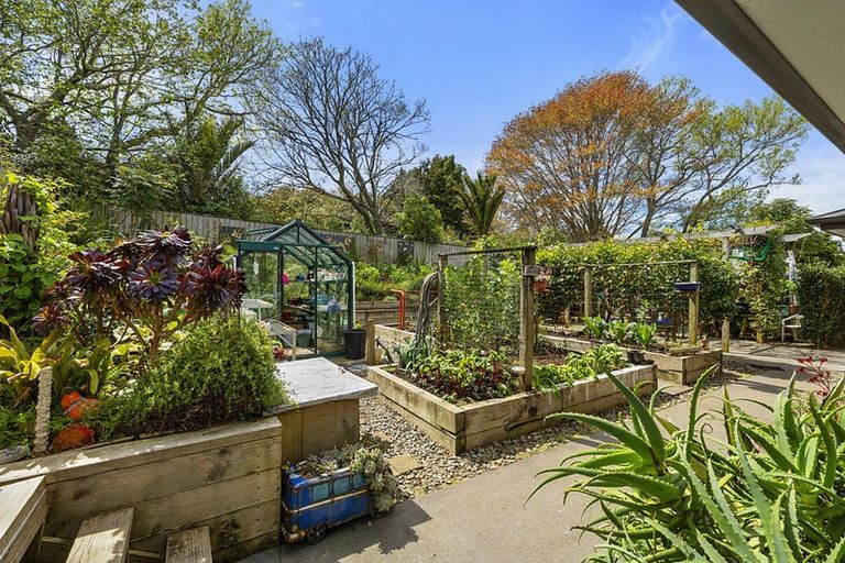 Photo of property in 572 Carrington Road, Hurworth, New Plymouth, 4371