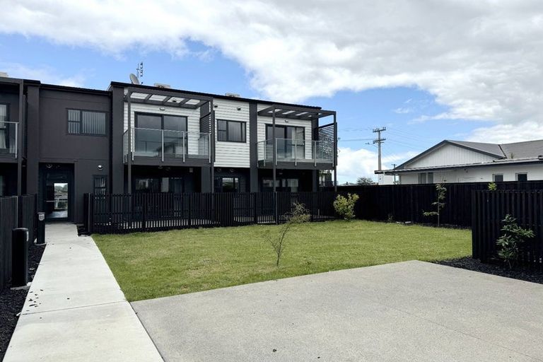 Photo of property in 8/21 Lupton Road, Manurewa, Auckland, 2102