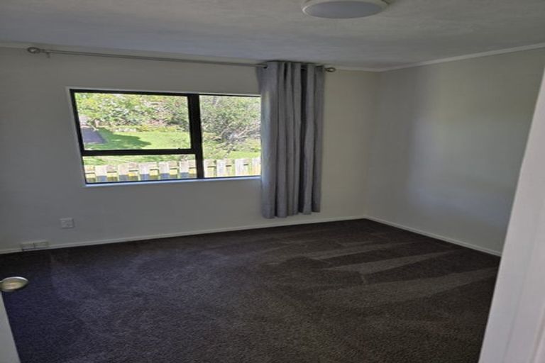 Photo of property in 1/20 Knightsbridge Drive, Forrest Hill, Auckland, 0620