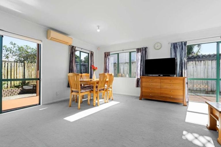 Photo of property in 50a Priestley Drive, Bucklands Beach, Auckland, 2014