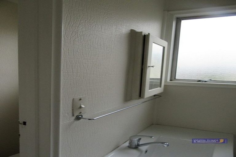 Photo of property in 2/49 Picton Avenue, Riccarton, Christchurch, 8011