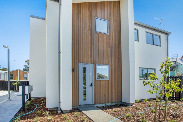 Photo of property in 3/7 Lindores Street, Addington, Christchurch, 8024