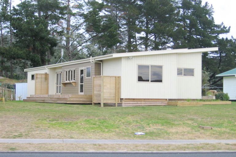 Photo of property in 136 Mayfair Avenue, Whangamata, 3620