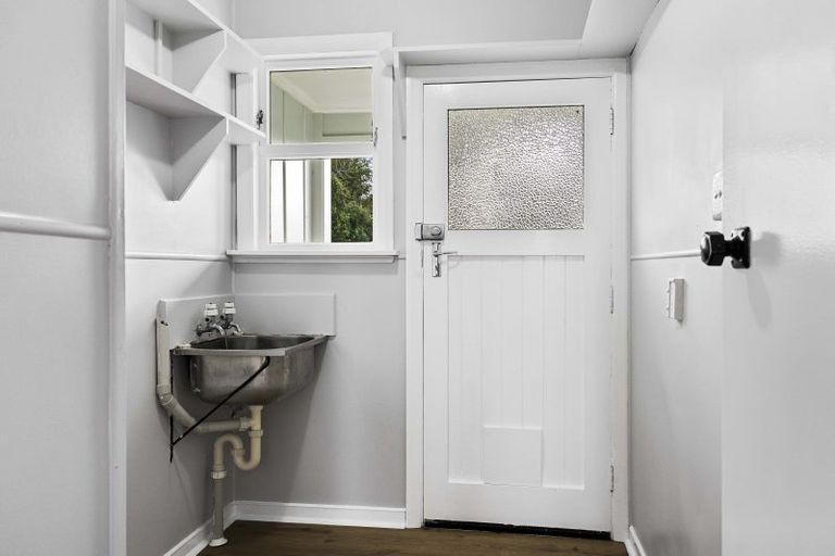 Photo of property in 14 Ajax Street, Stratford, 4332